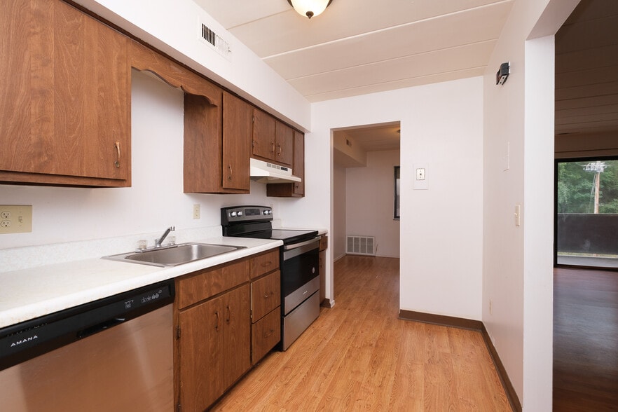 More Photos Of 203 Hugel Dr, Pittsburgh Apartments For Sale