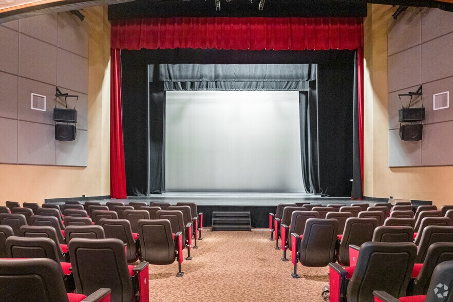 More Photos Of 181-195 High St NE, Salem General Retail For Sale