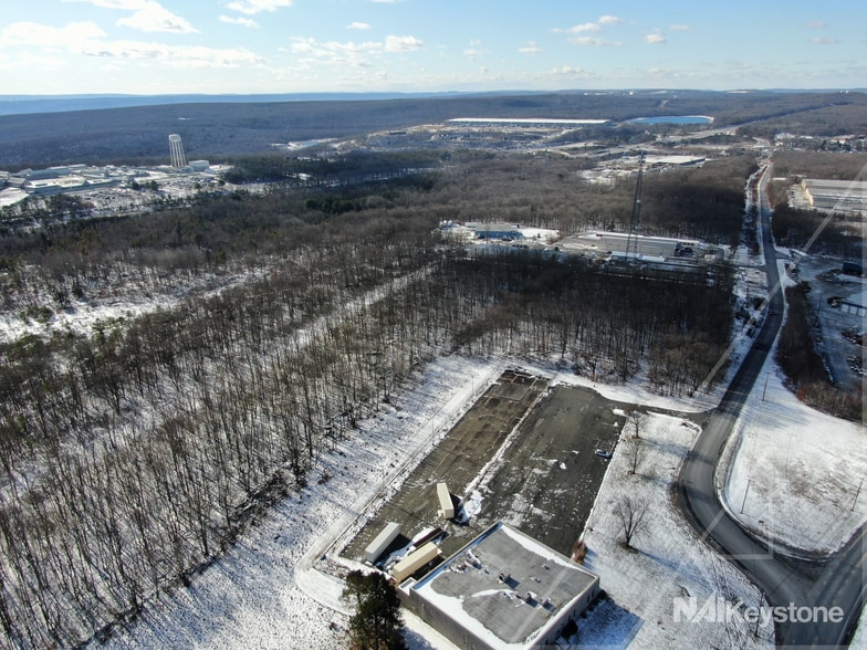 More Photos Of 178 Industrial Rd, Frackville Flex For Sale