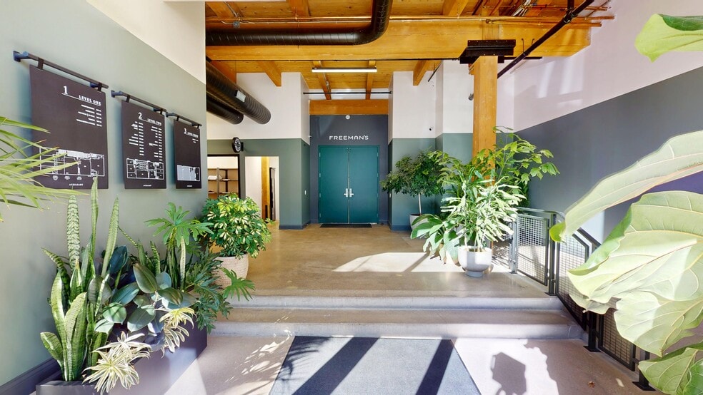 More Photos Of 1550-1556 W Carroll, Chicago Loft Creative Space For Lease