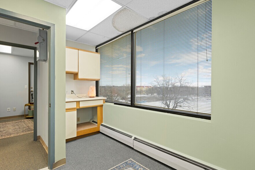 More Photos Of 7373 W Jefferson Ave, Lakewood Medical For Sale