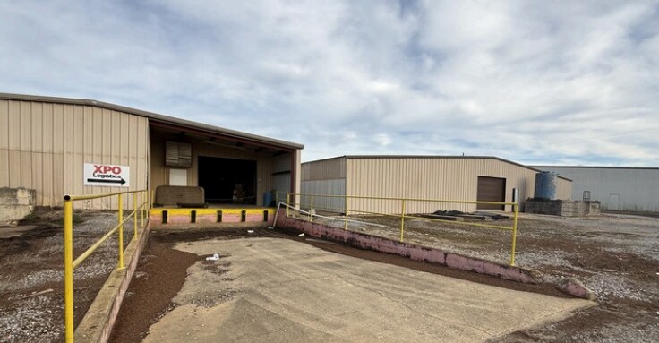 More Photos Of 3601 Wetumpka Hwy, Montgomery Warehouse For Lease