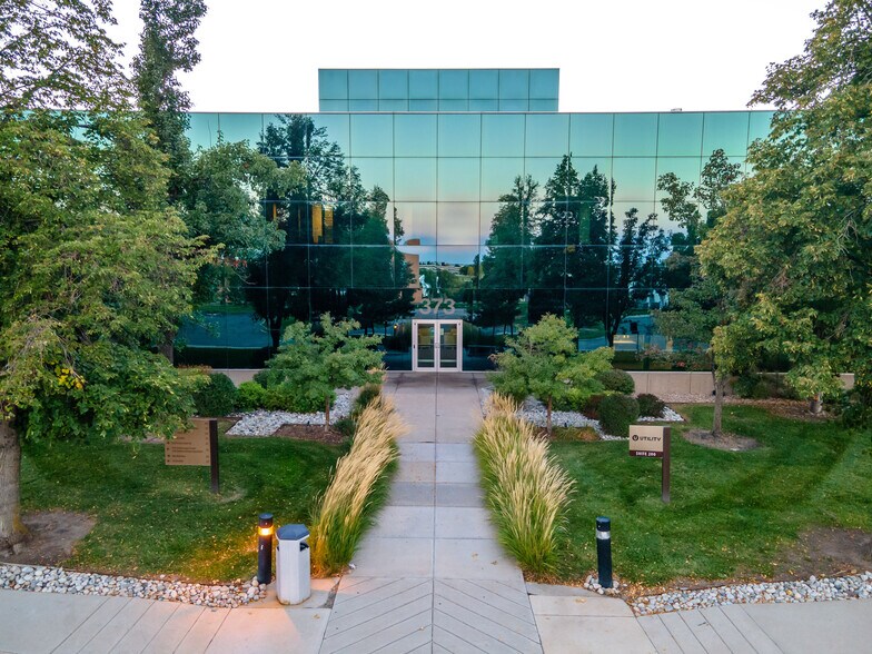 More Photos Of 373 Inverness Pkwy, Englewood Office For Lease