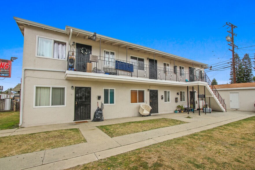 More Photos Of 11032 Atlantic Ave, Lynwood Apartments For Sale