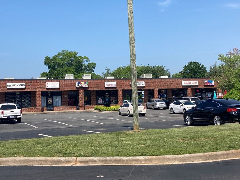 More Photos Of 4709 Margaret Wallace Rd, Matthews General Retail For Sale
