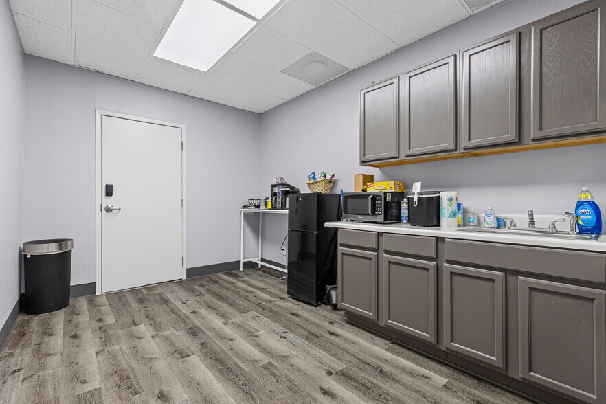 More Photos Of 1900 The Exchange SE, Atlanta Medical For Lease