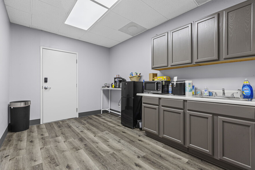 More Photos Of 1900 The Exchange SE, Atlanta Medical For Lease