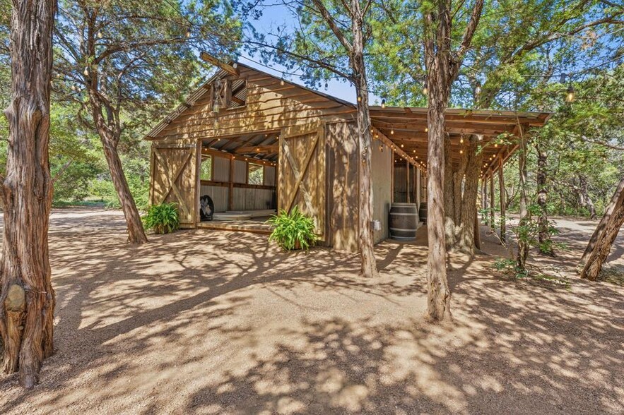 More Photos Of 1770 N Elder Hill Rd, Driftwood Specialty For Sale