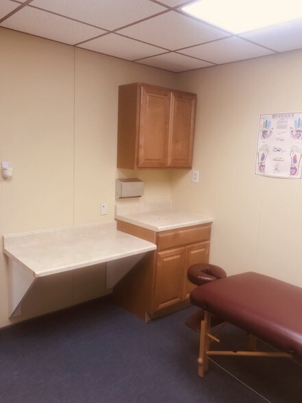 More Photos Of 137 S Montgomery Ave, Boyertown Office For Lease
