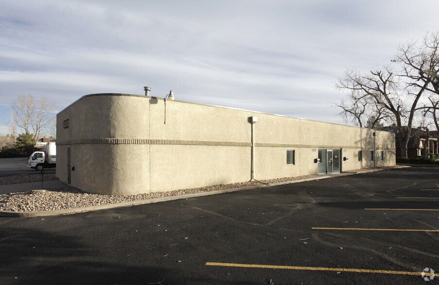 More Photos Of 4900-4910 Iris St, Wheat Ridge Warehouse For Sale