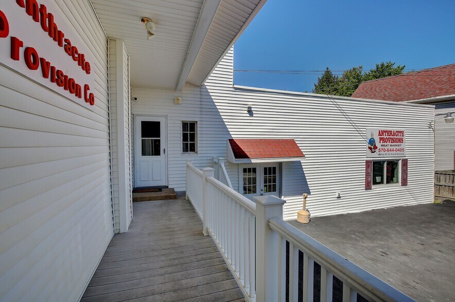 More Photos Of 510 S Pearl St, Coal Township General Retail For Sale