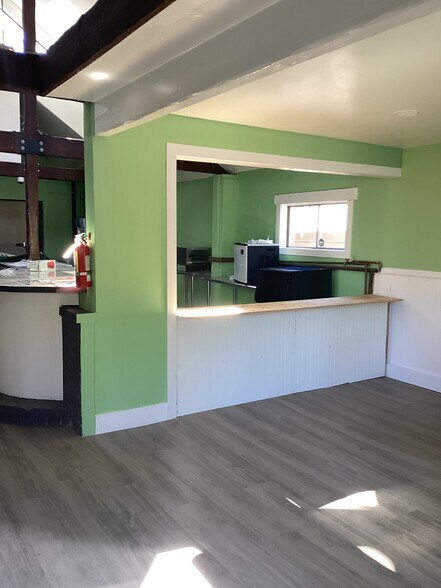 More Photos Of 3542 Lake Tahoe Blvd, South Lake Tahoe Restaurant For Sale