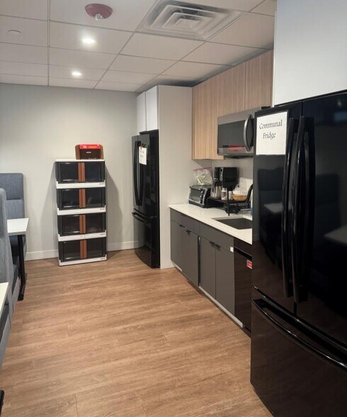More Photos Of 1716 14th St NW, Washington Office Residential For Lease