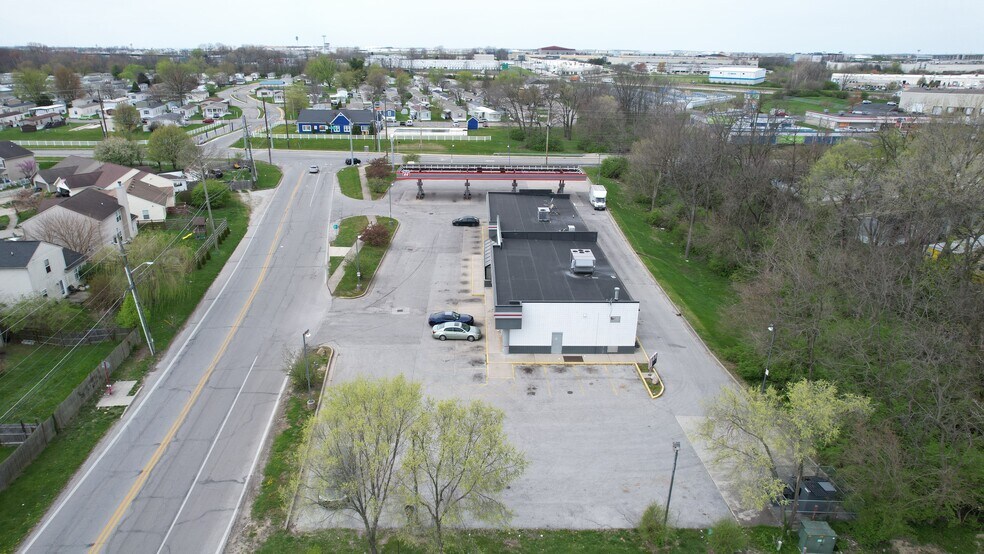 More Photos Of 5220 W Troy Ave, Indianapolis Service Station For Sale