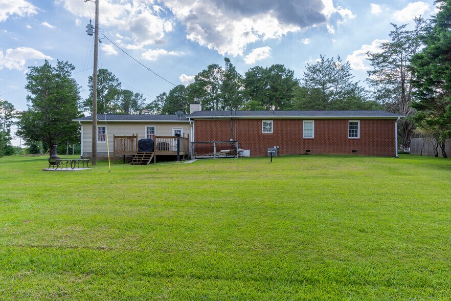 More Photos Of 1537 Jackson St, Locust Grove Office Residential For Sale