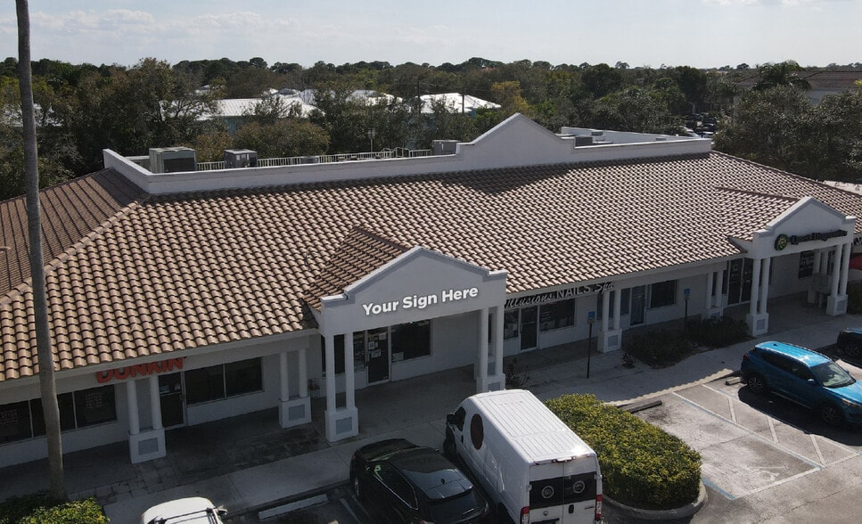 More Photos Of 1000-1012 SW St Lucie West Blvd, Port Saint Lucie Storefront For Lease