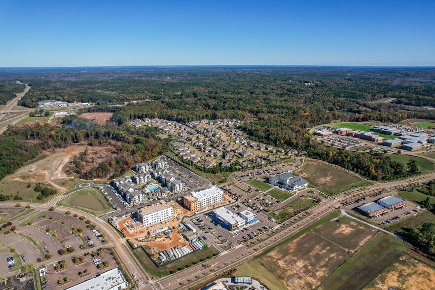 More Photos Of 404 Enterprise Dr, Oxford Medical For Sale