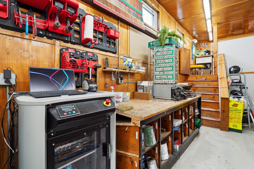 More Photos Of 185 Main St, Bethel Freestanding For Sale