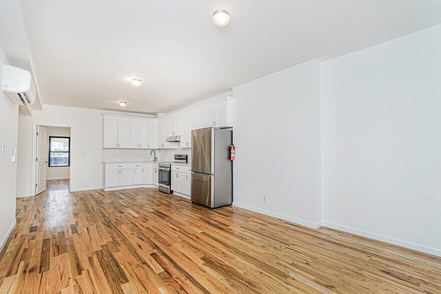 More Photos Of 1256 Bay St, Staten Island Apartments For Lease