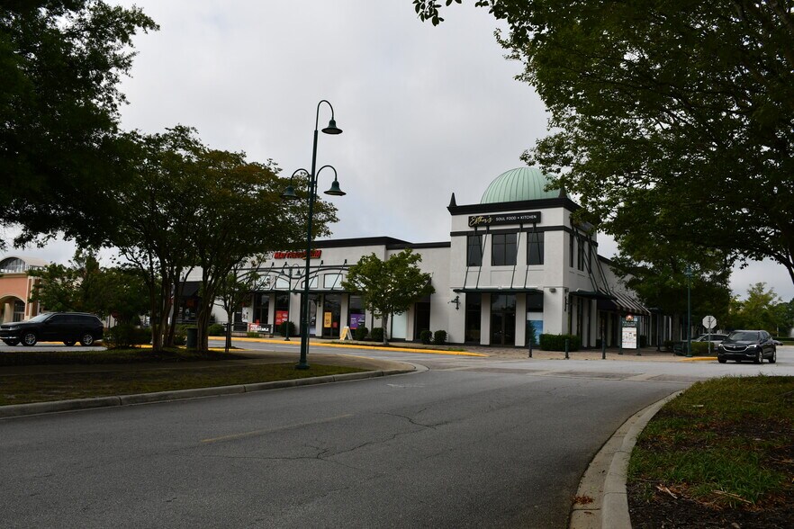 More Photos Of 481 Town Center Pl, Columbia Unknown For Lease