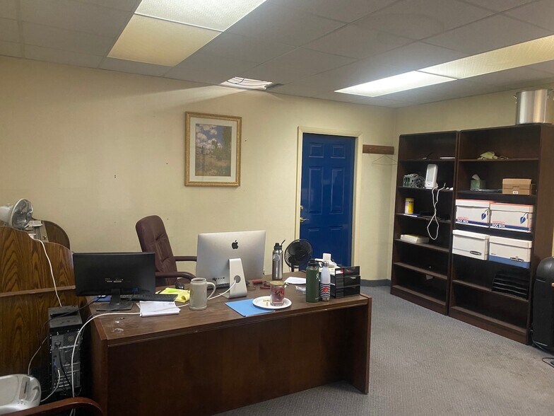 More Photos Of 1453 W 820 N, Provo Manufacturing For Sale