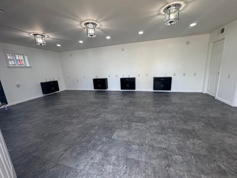 More Photos Of 393 Brunswick Ave, Trenton Freestanding For Sale