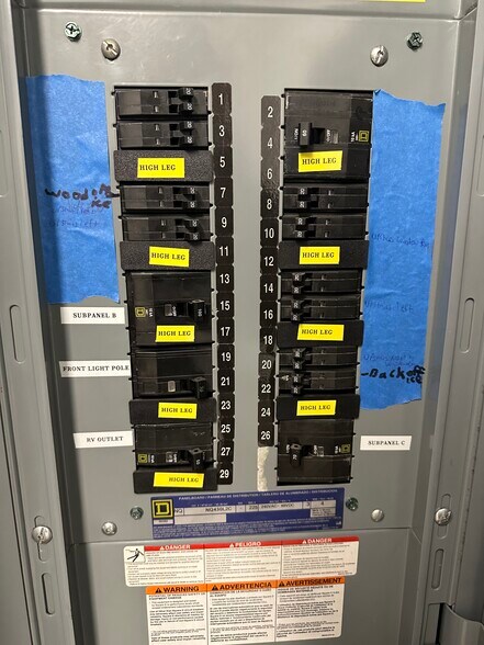 More Photos Of 11440 N Woodside Ave, Santee Service For Lease