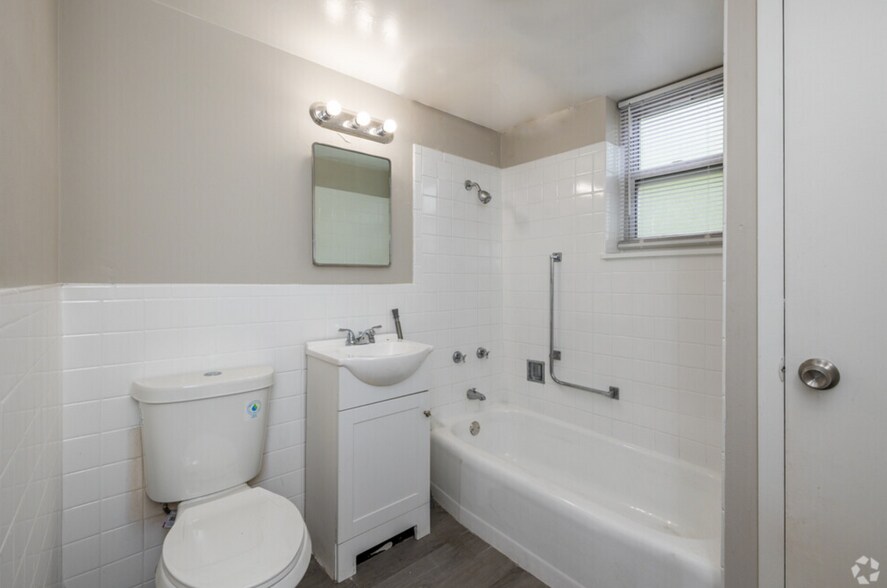 More Photos Of 728 Jennings Rd, Independence Apartments For Sale