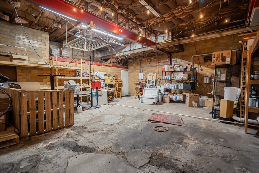 More Photos Of 5223 Columbus Ave, Anderson Storefront Retail Residential For Sale