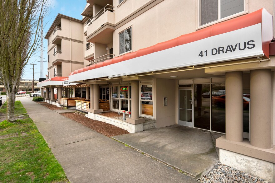 More Photos Of 41 Dravus St, Seattle Apartments For Lease