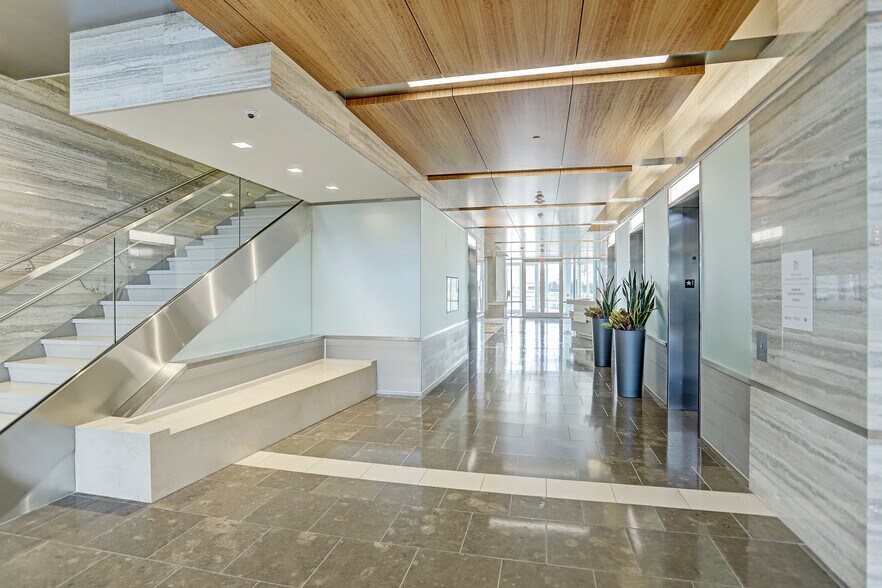 More Photos Of 10720 W Sam Houston Pky N, Houston Office For Lease