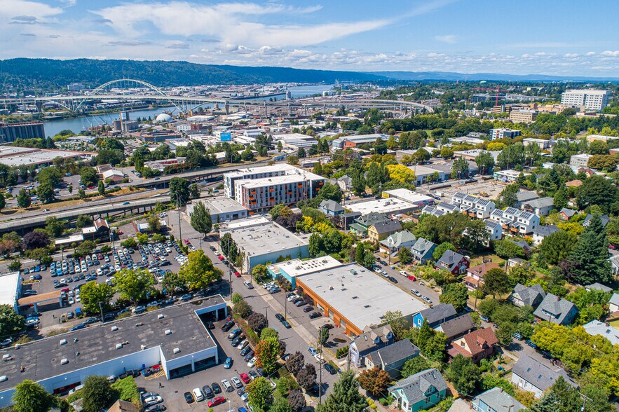 More Photos Of 45-57 NE Hancock St, Portland Light Manufacturing For Lease