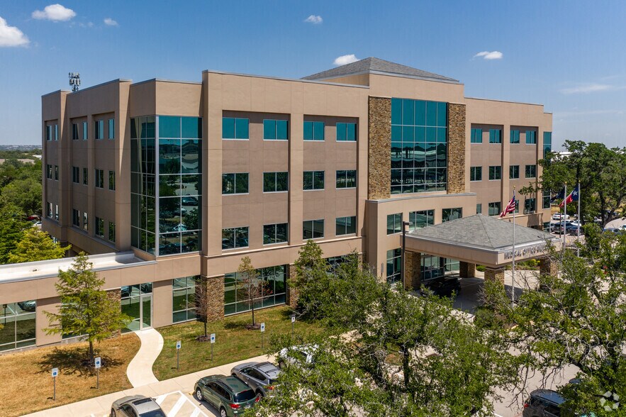More Photos Of 1401 Medical Pky, Cedar Park Medical For Lease