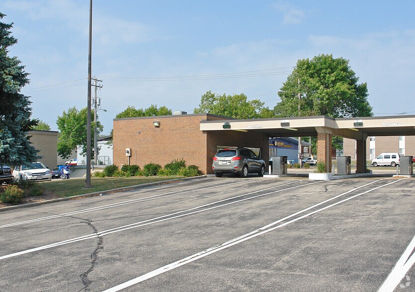 More Photos Of 4011 Durand Ave, Racine Unknown For Lease