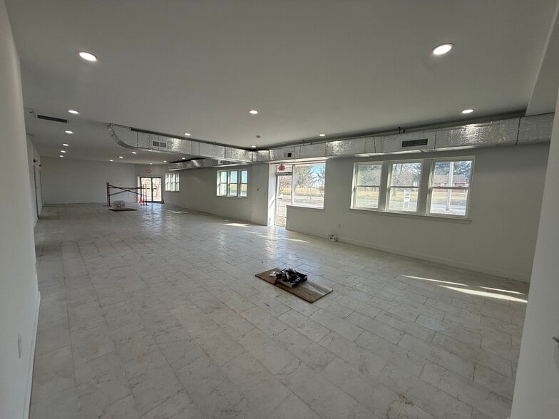 More Photos Of 1207 W Bridge St, Spring City Warehouse For Sale
