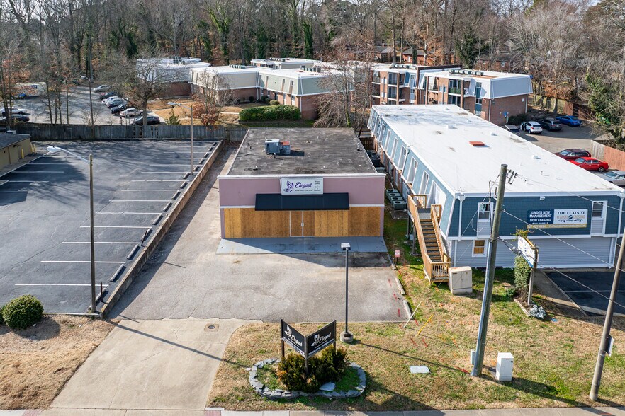 More Photos Of 13665 Warwick Blvd, Newport News Freestanding For Lease