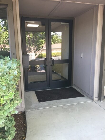 More Photos Of 1221 Farmers Ln, Santa Rosa Medical For Lease