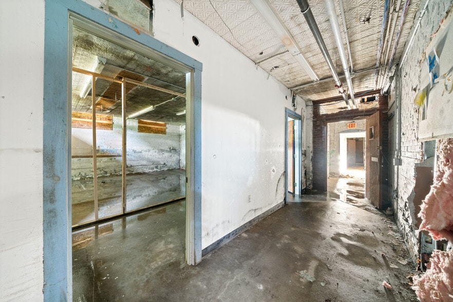 More Photos Of 314 Sanders St, Athol Schools For Sale