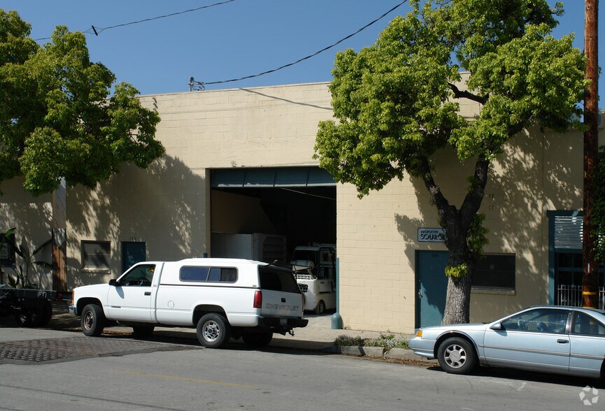More Photos Of 120 Santa Barbara St, Santa Barbara General Retail For Lease