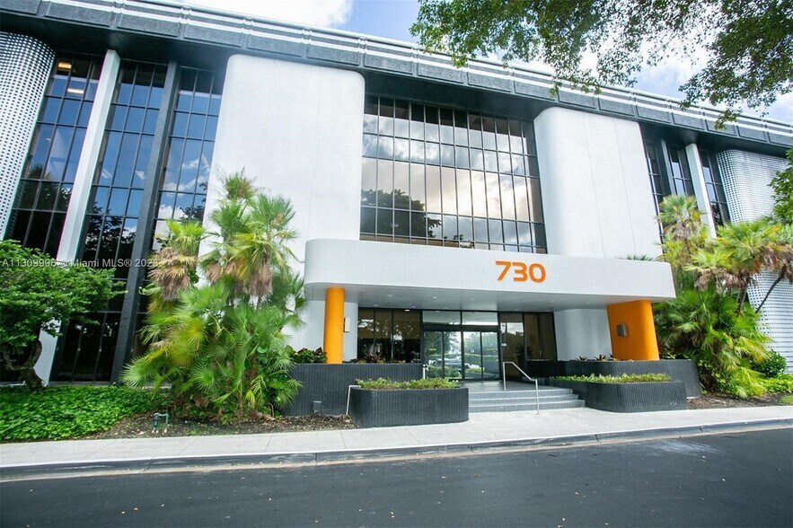 Primary Photo Of 730 NW 107th Ave, Miami Office For Lease