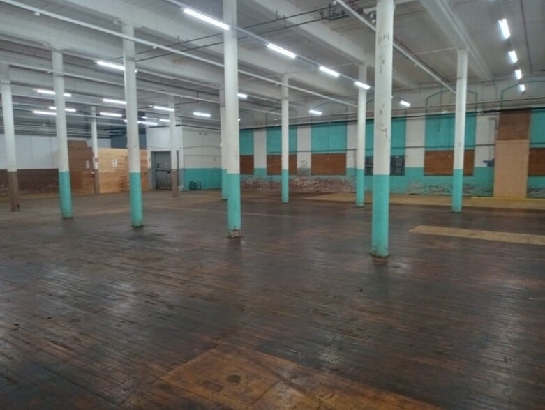 More Photos Of 75 David St, New Bedford Manufacturing For Lease