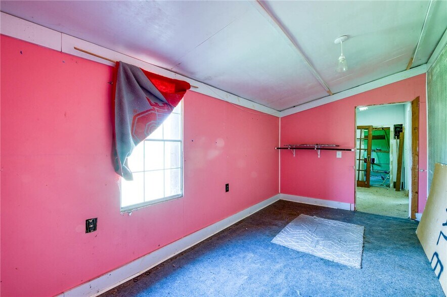 More Photos Of 810 Sportin Life Ln, Westminster Freestanding For Sale