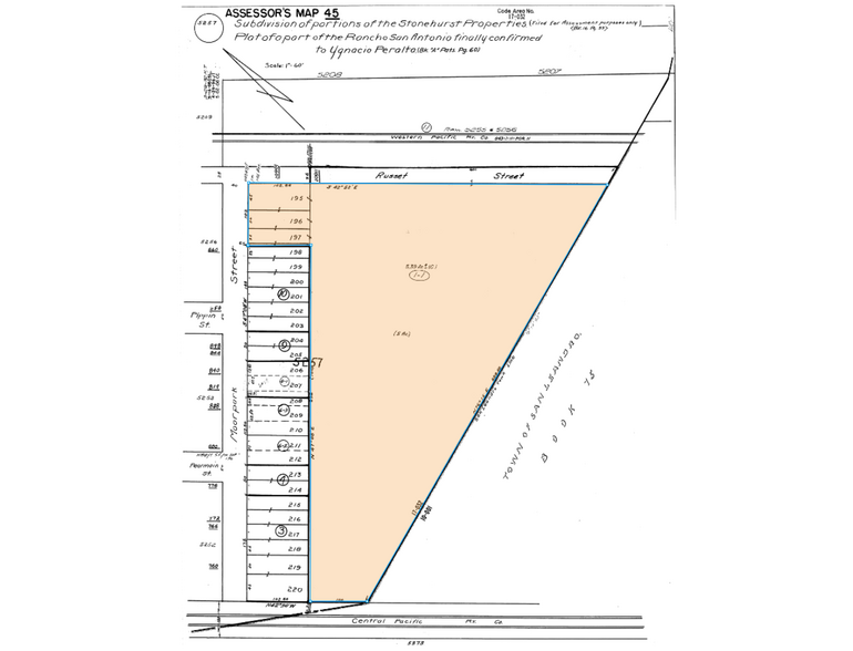 More Photos Of 10901 Russet St, Oakland Land For Sale