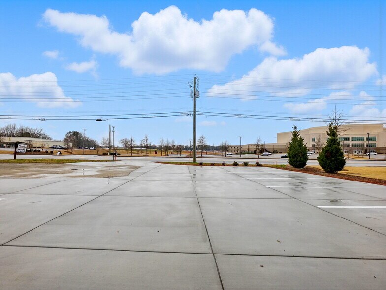 More Photos Of 3473 Atlanta Hwy, Flowery Branch Office For Sale