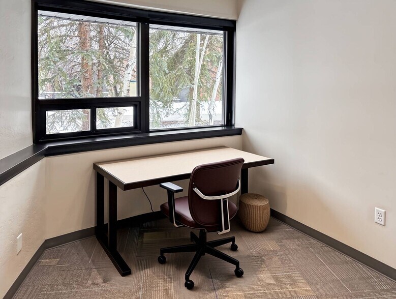 More Photos Of 1743 S Sidewinder Dr, Park City Coworking Space
