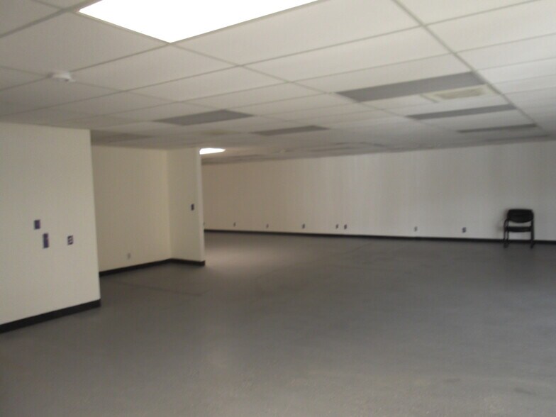 More Photos Of 13550-13570 Palm Dr, Desert Hot Springs Medical For Lease