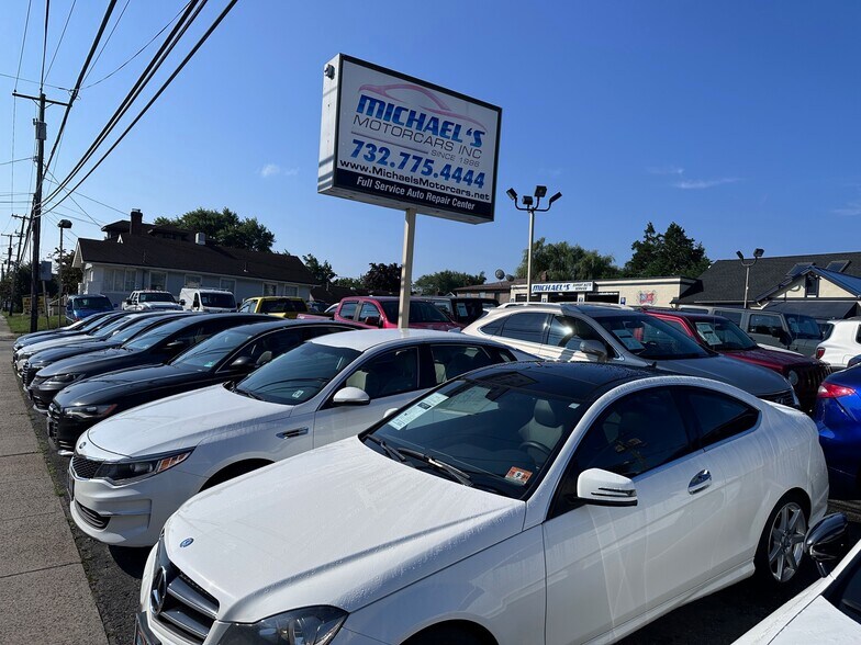 More Photos Of 51 W Sylvania Ave, Neptune City Auto Dealership For Lease