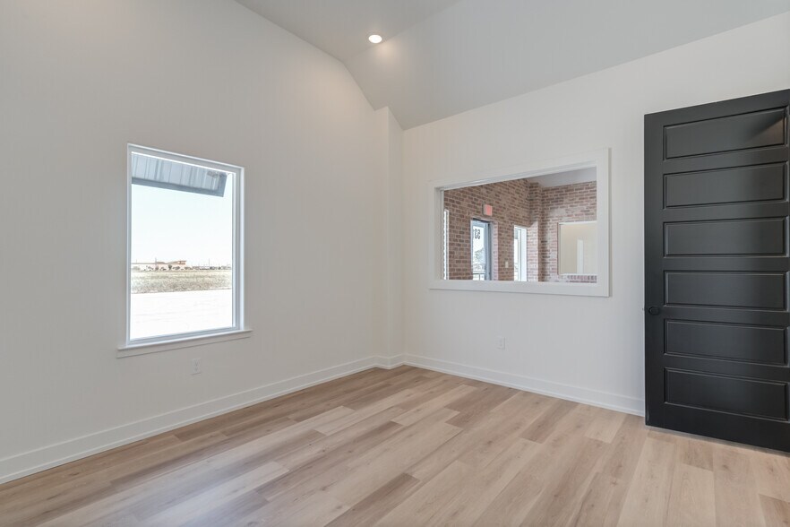 More Photos Of 5311 Private 7320 rd, Lubbock Industrial For Sale