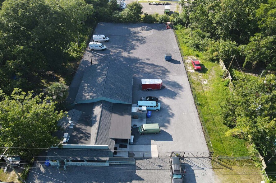 More Photos Of 1959 Jacksonville Rd, North Charleston Flex For Lease