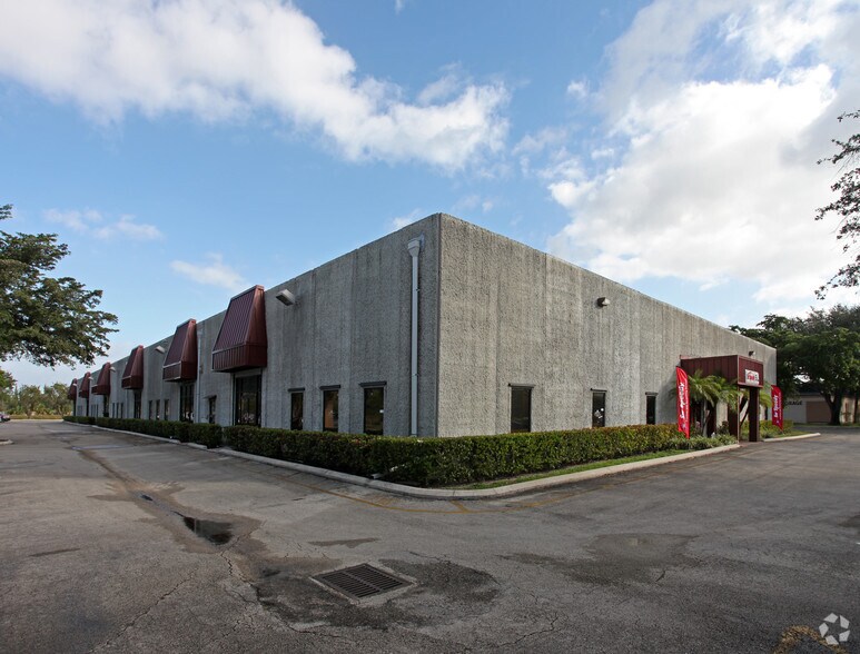 More Photos Of 1850 NW 69th Ave, Plantation Warehouse For Sale